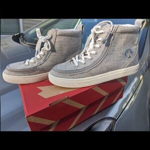 NIB Billy Shoes Size 4